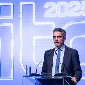 Δήμας: Ενισχύουμε και επεκτείνουμε τον χάρτη των εθνικών υποδομών