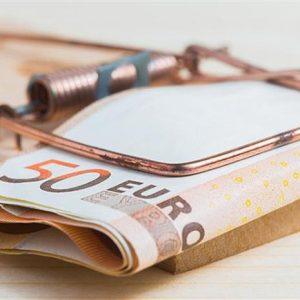 Φοροδιαφυγή: Η Ελλάδα μαθαίνει να κόβει αποδείξεις και να δηλώνει υπερωρίες