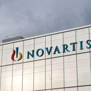 Novartis: Αναμένει να εξαλείψει την έκθεση σε δασμούς στις ΗΠΑ έως τα μέσα του 2026