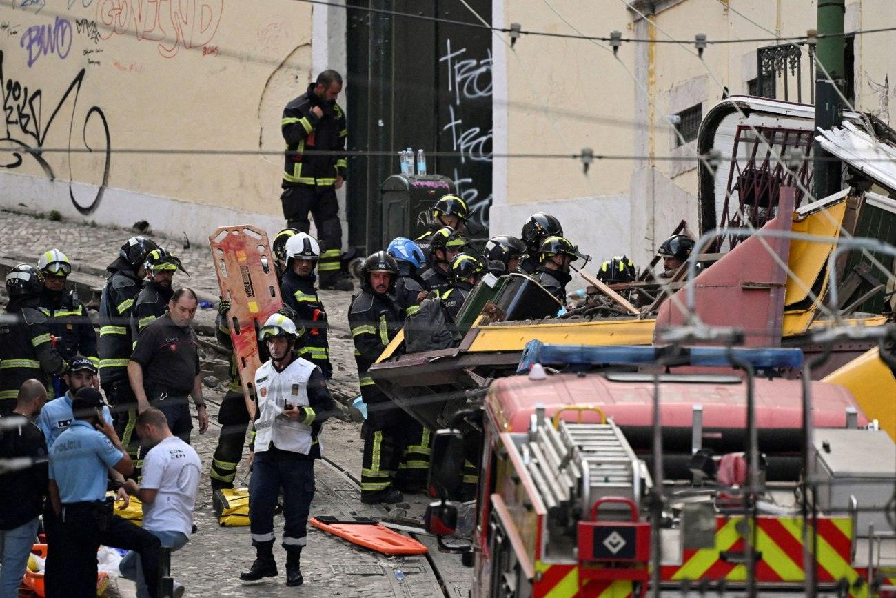 Πορτογαλία: Σε εθνικό πένθος μετά το πολύνεκρο δυστύχημα στο τραμ της Λισαβόνας