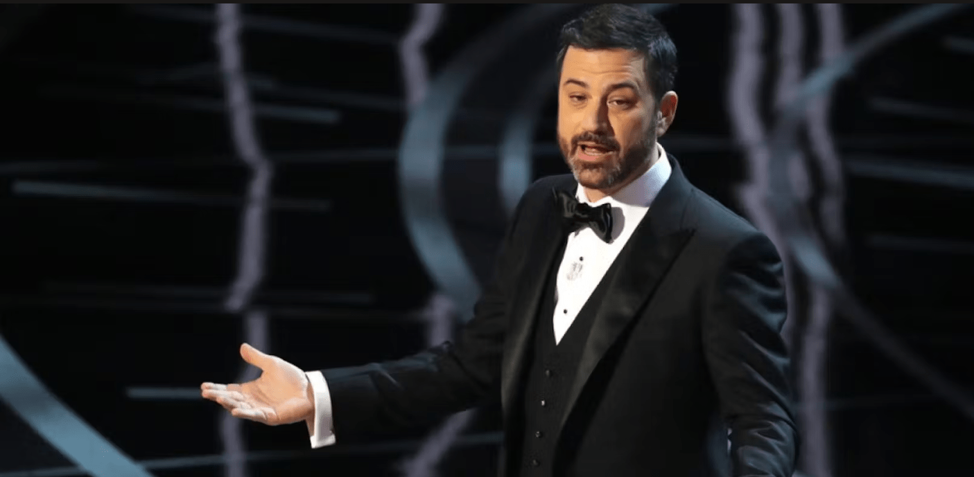 ABC: «’Εδιωξε» τον Τζίμι Κίμελ λόγω σχολίων για τον Τσάρλι Κερκ