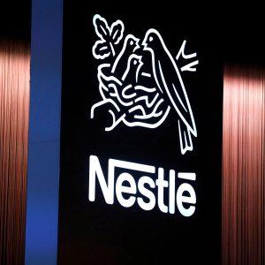 Nestle: Κρίση ηγεσίας με τρίτο CEO σε έναν χρόνο και δυσφορία για τις χαμηλές πωλήσεις
