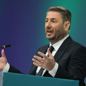 Live η συνέντευξη Τύπου Ανδρουλάκη στην 89η ΔΕΘ