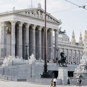 Βιέννη: Αυξάνει τα εισιτήρια για τις δημόσιες συγκοινωνίες