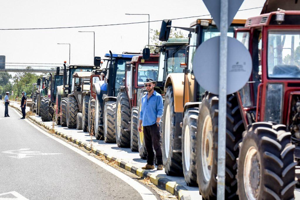 Θεσσαλία: Ραντεβού στα μπλόκα δίνουν αγρότες και κτηνοτρόφοι