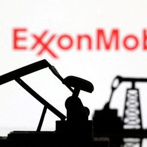 Exxon: 2.000 απολύσεις, αυξάνονται οι απώλειες θέσεων εργασίας στον πετρελαϊκό τομέα