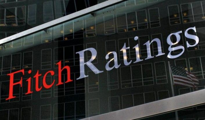 Fitch: Γιατί η Ελλάδα μένει μακριά από το «grade A»;