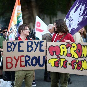 Γαλλία: «Έπεσε» ο Μπαϊρού, νέο πρωθυπουργό «ψάχνει» ο Μακρόν
