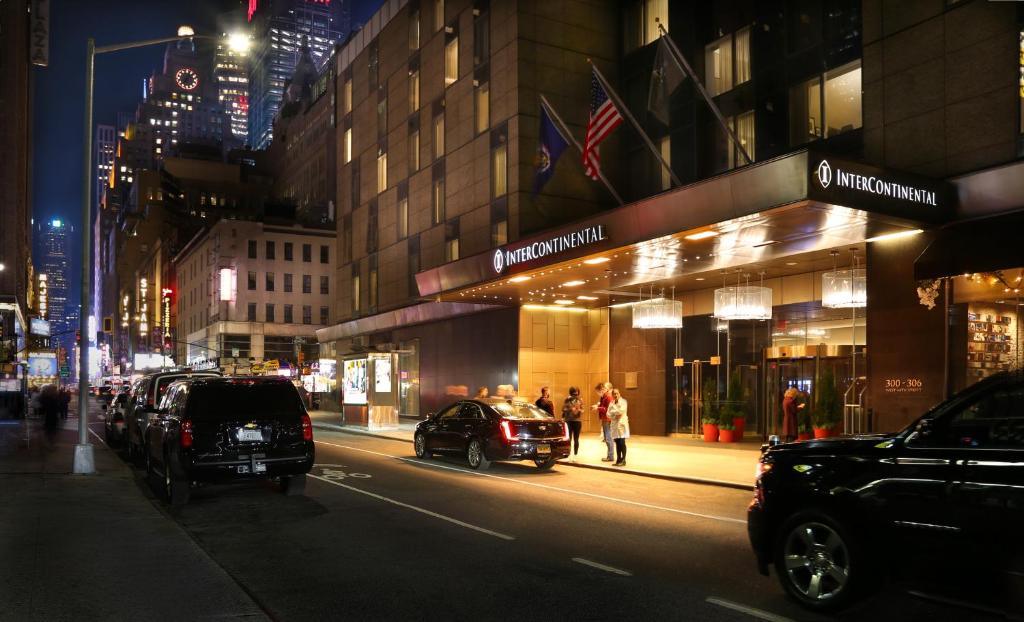 Ξενοδοχεία: Μια ανάσα πριν την πώληση το InterContinental New York Times Square
