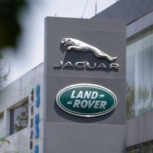 Βρετανία: Στήριξη 1,5 δισ. λιρών στη Jaguar Land Rover μετά την κυβερνοεπίθεση