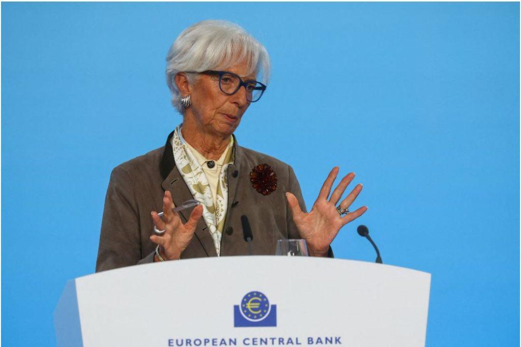 Λαγκάρντ: Περισσότερο από ποτέ επείγουσα η ενίσχυση της ευρωζώνης