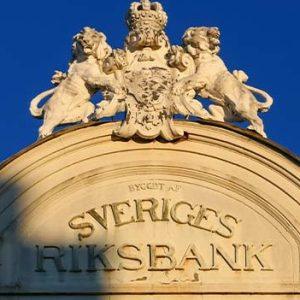 Riksbank: Διχάζει τους οικονομολόγους – Τι θα αποφασίσει για τα επιτόκια