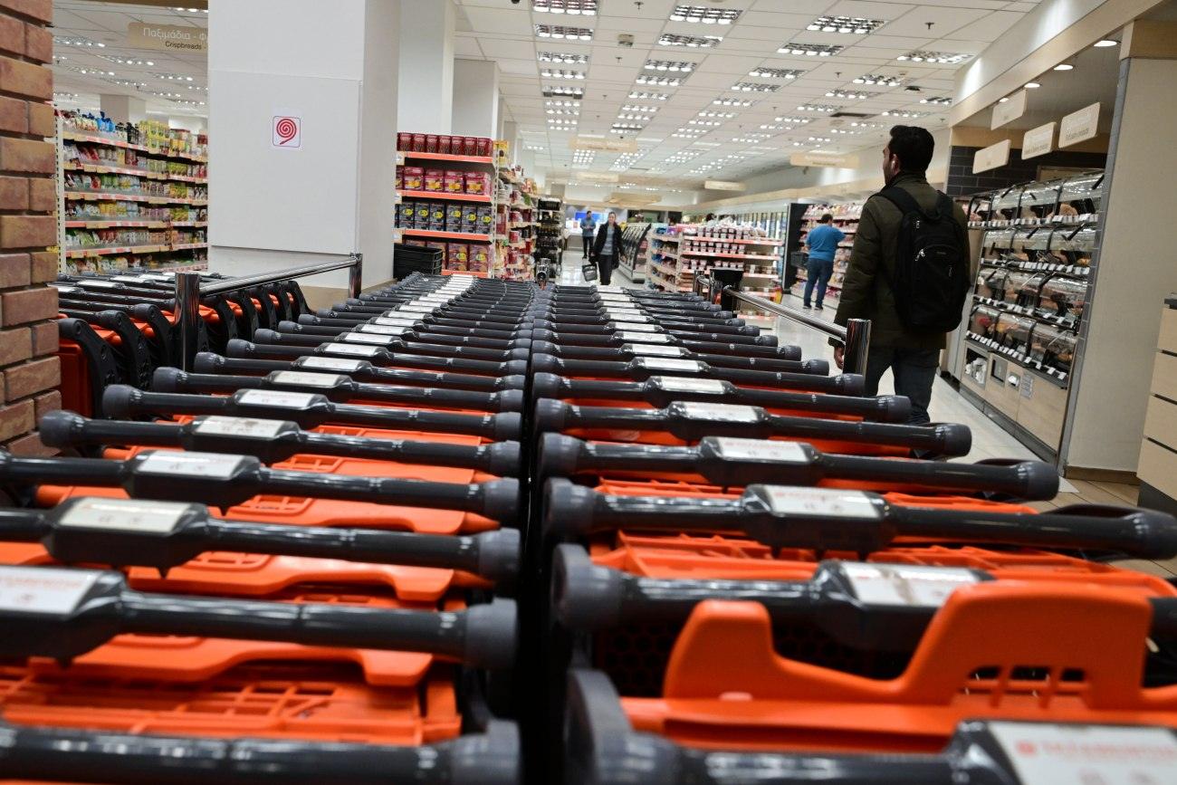 Greek Supermarkets Fined €2.2M for Consumer Law Breaches