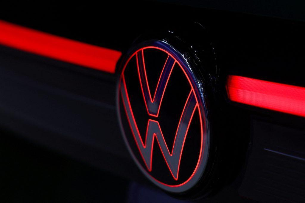 Volkswagen: Εξασφαλισμένη η προμήθεια τσιπ παρά τις παγκόσμιες ελλείψεις