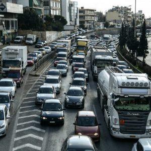 Κυκλοφοριακό: 20 ώρες τον μήνα στον δρόμο για να φτάσουμε στη δουλειά