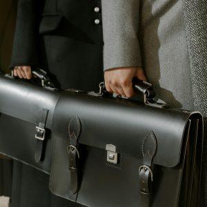 CEOs: Αλλάζουν νοοτροπία, εστιάζουν σε πιο στρατηγικές συναλλαγές