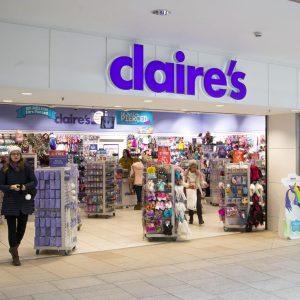 Claire’s: Το αίσιο τέλος της περιπέτειας – Από τις ΗΠΑ στη Γαλλία