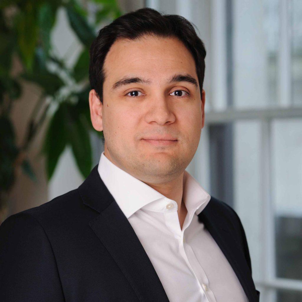 Bain Capital: Εξετάζει νέες επενδύσεις στο ελληνικό real estate – Η στρατηγική