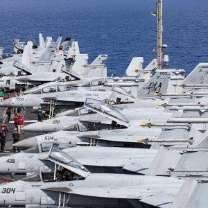 ΗΠΑ: Αερομαχία  Boeing και Northrop για το νέο μαχητικό του πολεμικού ναυτικού