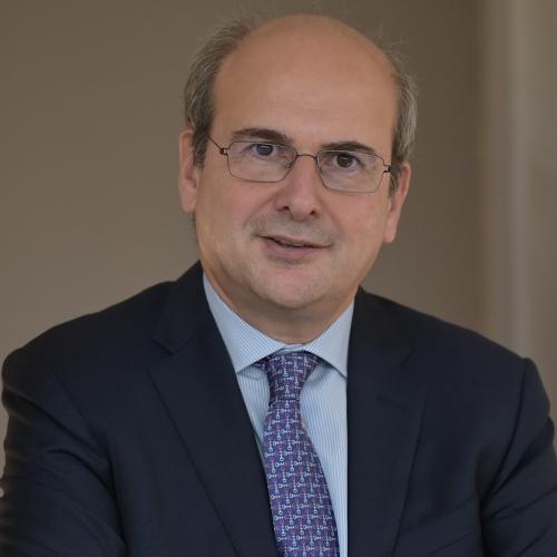 Hatzidakis: Greece Will Move to Cut Energy Costs for Industry