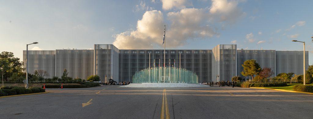 Metlen: Παρέδωσε τη νέα βιοκλιματική πρόσοψη στο ΥΕΘΑ