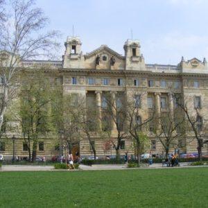 Ουγγαρία: Γιατί η κεντρική τράπεζα αντιστέκεται στις μειώσεις των επιτοκίων