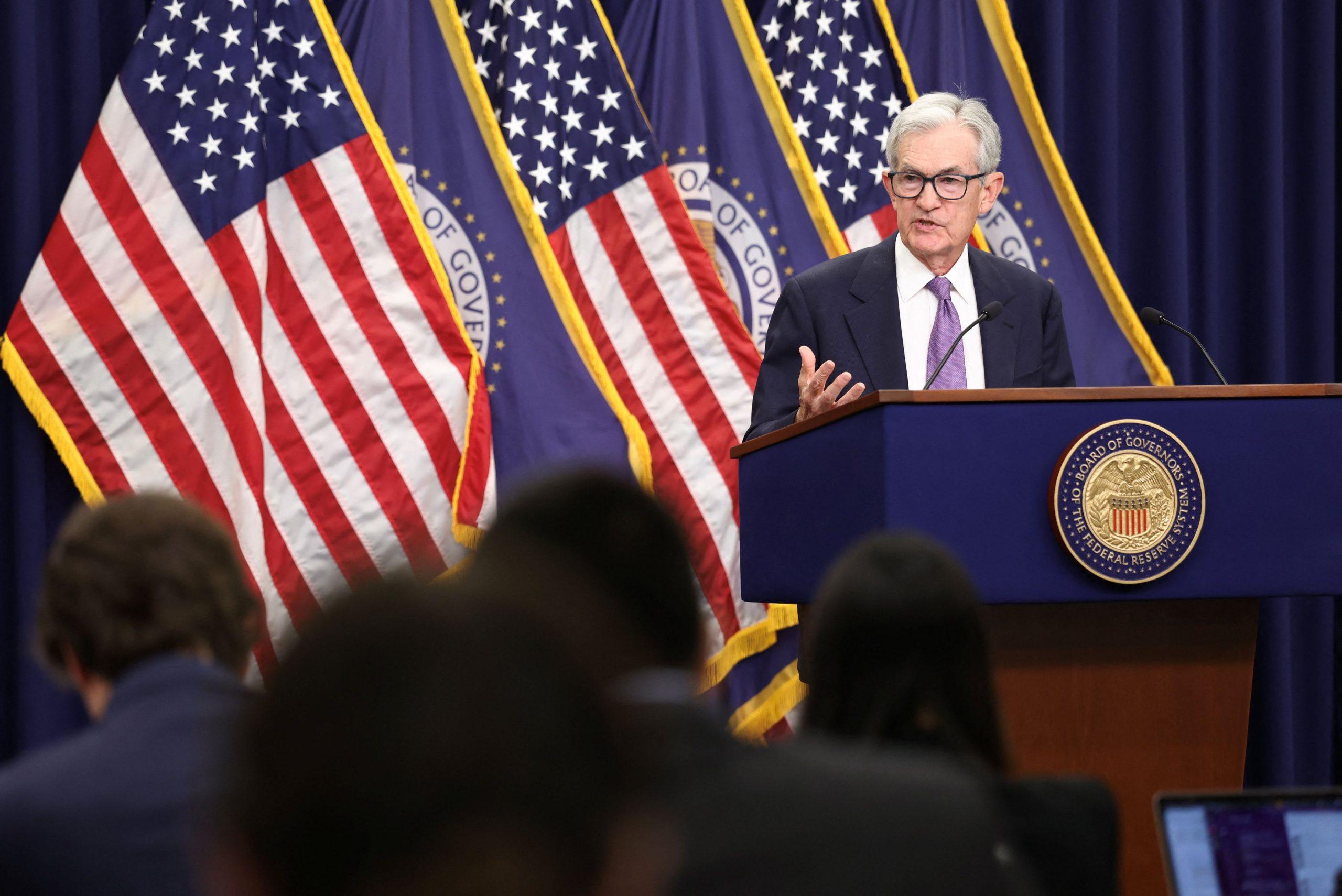 Πάουελ: Η μείωση των επιτοκίων τον Δεκέμβριο δεν είναι προδιαγεγραμμένο συμπέρασμα