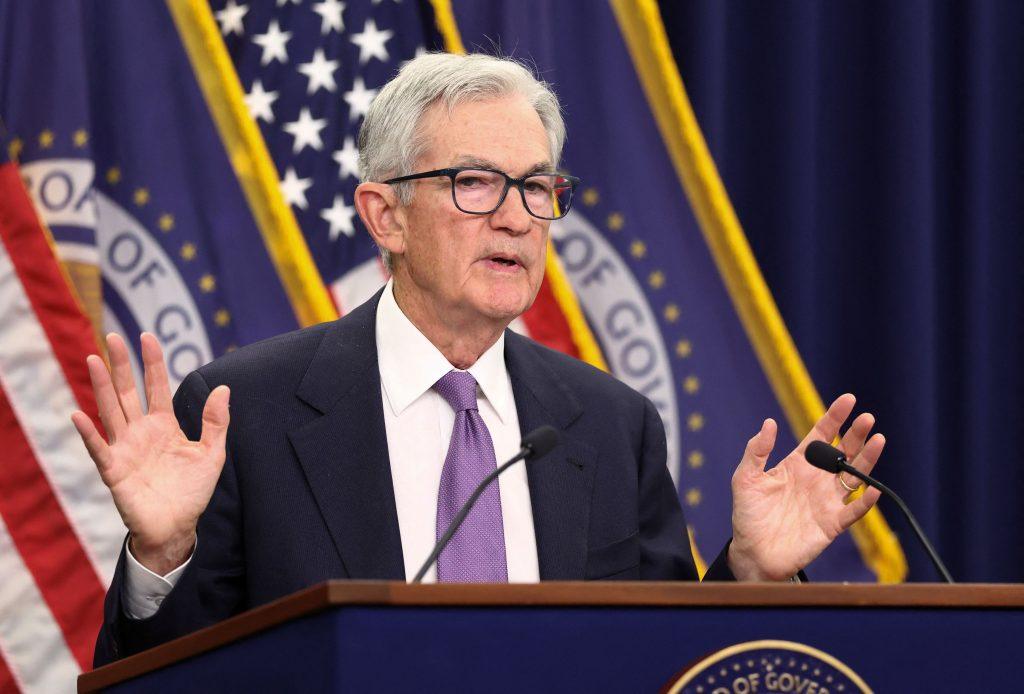 Πάουελ: Το μήνυμα για τον Δεκέμβριο και η έντονη αντιπαράθεση στους κόλπους της Fed