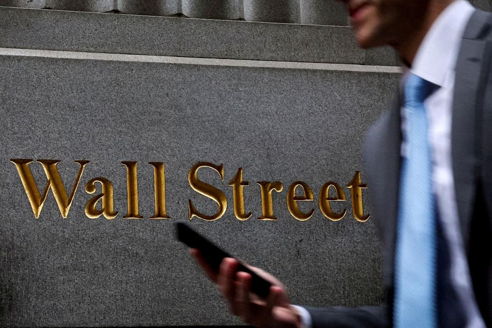 Wall Street: Συνεχίζονται οι τεχνολογικοί κλυδωνισμοί