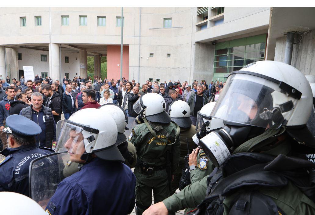 αγρότες