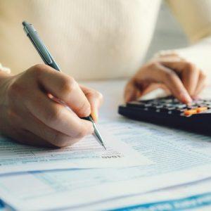 ΑΑΔΕ: Προχωρά σε διορθώσεις φόρων και προστίμων