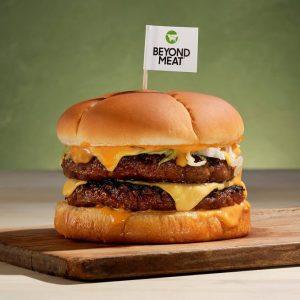 Beyond Meat: Εκτοξεύθηκε η μετοχή της κατά 600% – Το νέο «meme stock» που τρελαίνει τη Wall Street