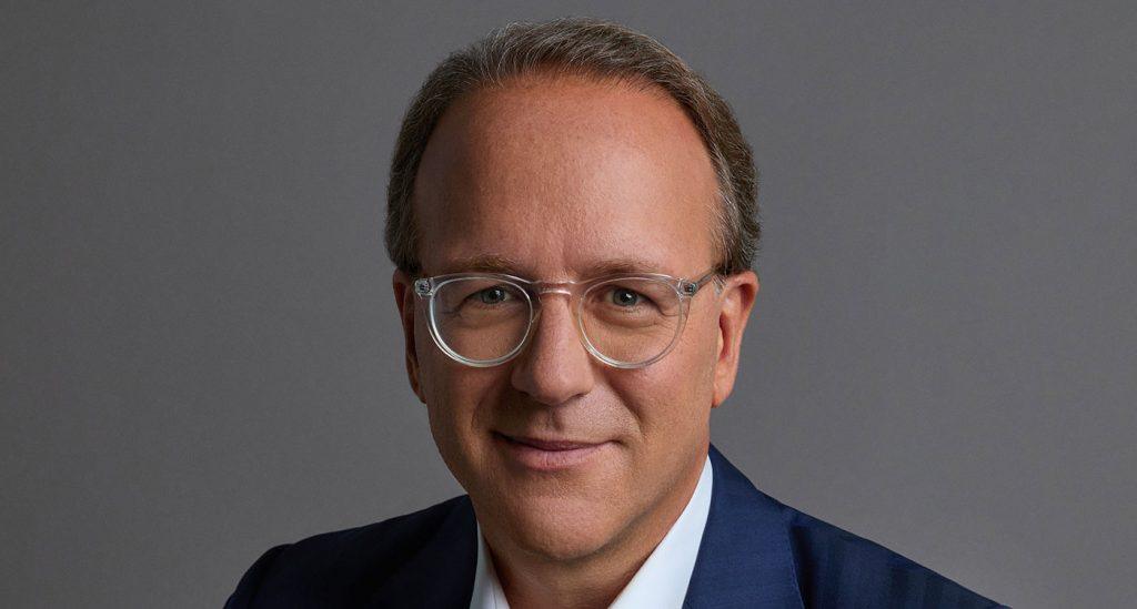 Estée Lauder: Ξεπέρασε τις τριμηνιαίες εκτιμήσεις – «Τινάζει τη μπάνκα» στα αρώματα