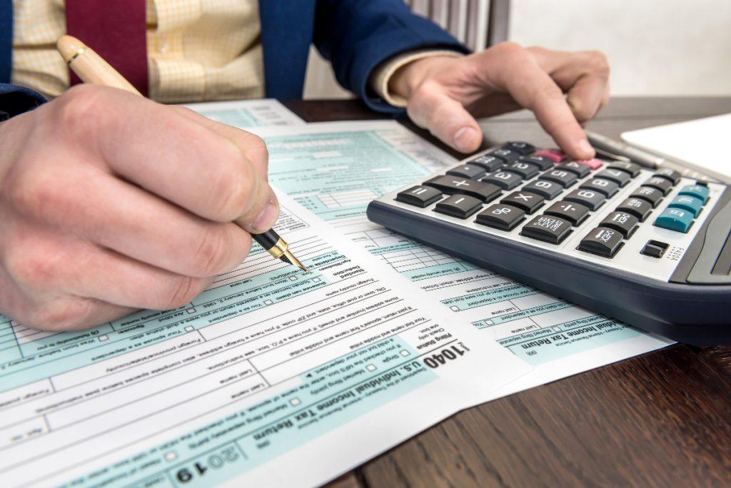 Φορολογικές διαφορές: Σχεδόν 3 στους 10 φορολογούμενους κέρδισαν την εφορία