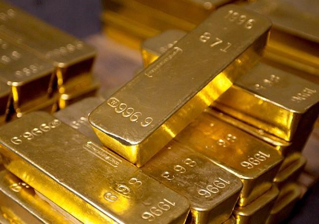 Βρετανία: Οι λιανικές πωλήσεις αγγίζουν τριετές ρεκόρ χάρη στην άνοδο του χρυσού