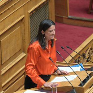 Κεραμέως: «Πέρασε» το εργασιακό νομοσχέδιο με 158 υπέρ – Ευρεία πλειοψηφία στα μισά άρθρα