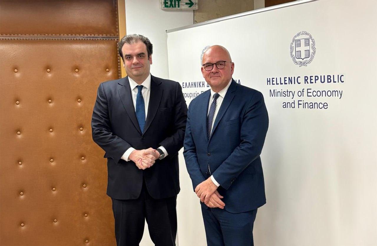 Συνάντηση Πιερρακάκη – Μπουζνά: Δημιουργία Κέντρου Υποστήριξης και Τεχνολογίας στην Αθήνα