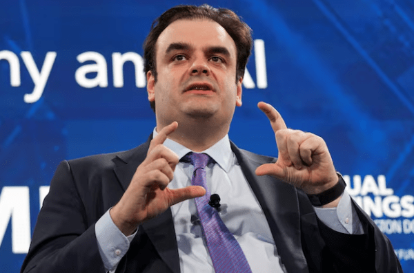 Πιερρακάκης στο ΔΝΤ: Ελπίζουμε σε περισσότερα διασυνοριακά deals