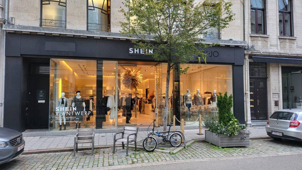 Shein: Γιατί αλλάζει τους όρους στο retail – Η ελληνική αντίδραση