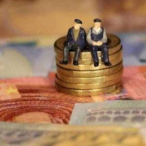 Over Half of Greek Pensions Below €1,000, Study Finds