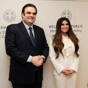 Πιερρακάκης: Συνάντηση με τη Γκίλφοϊλ – Τι συζήτησαν