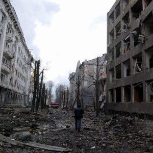 Ουκρανία: Ο Τραμπ στέλνει ειδικό απεσταλμένο στη Μόσχα για να «κλειδώσει» το ειρηνευτικό σχέδιο των ΗΠΑ για την Ουκρανία