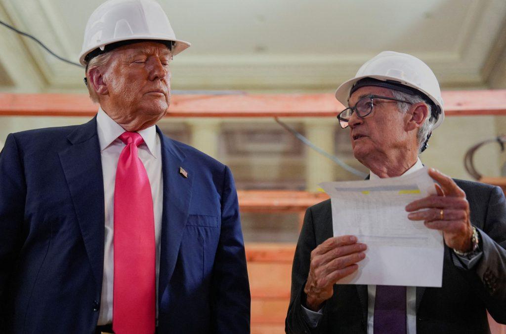 Τραμπ: Μετά τον Πάουελ, στόχος οι περιφερειακές τράπεζες