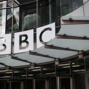 BBC: Ακόμη μια παραίτηση, εξαιτίας του ντοκιμαντέρ για τον Ντόναλντ Τραμπ