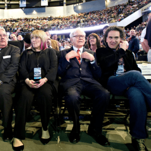 Λευκός Οίκος: Εξετάζει κανόνες που θα ανατρέψουν την ψήφο των μετόχων