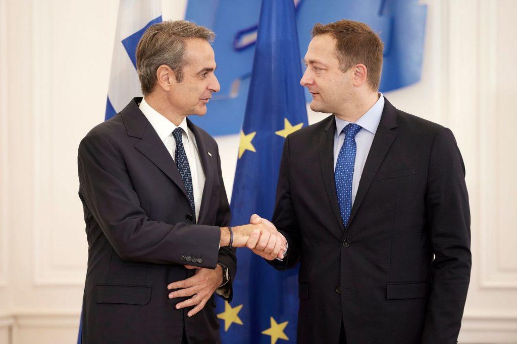 ΟΠΕΚΕΠΕ: Συνάντηση Μητσοτάκη – Χάνσεν στη σκιά του σκανδάλου