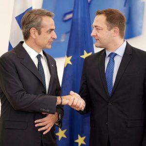 ΟΠΕΚΕΠΕ: Συνάντηση Μητσοτάκη – Χάνσεν στη σκιά του σκανδάλου