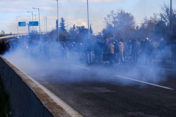 Farmers’ Protests Shut Down Key Highway in Central Greece