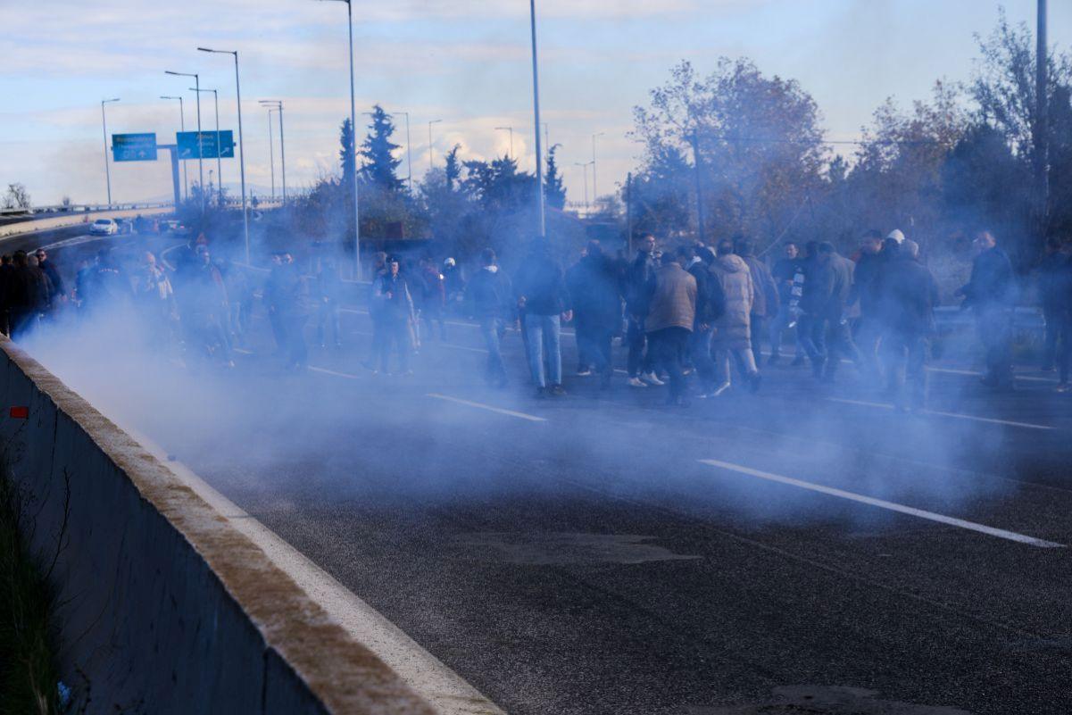Farmers’ Protests Shut Down Key Highway in Central Greece