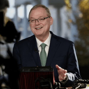 Κέβιν Χάσετ: Το φαβορί για την προεδρία της Fed (σύμφωνα με τον Λευκό Οίκο)